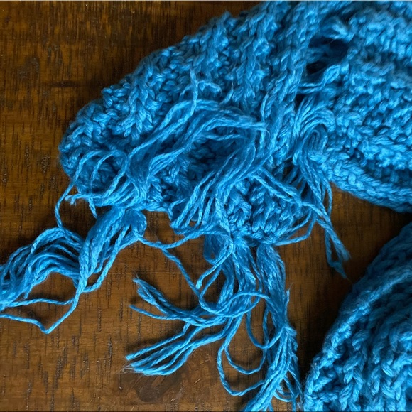 HM scarf - Picture 2 of 4